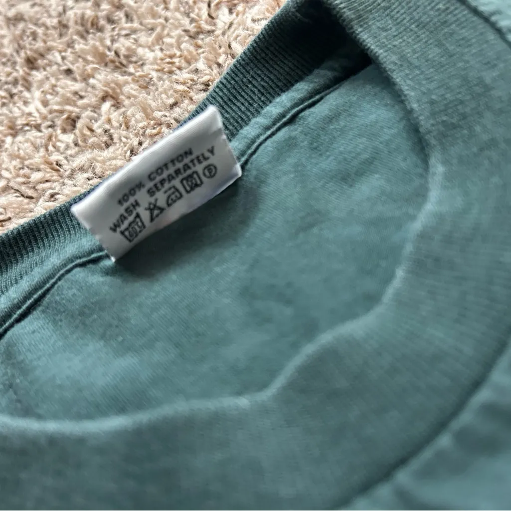 Detto Fatto Vintage Single Stitch Dark Green T - Image 4