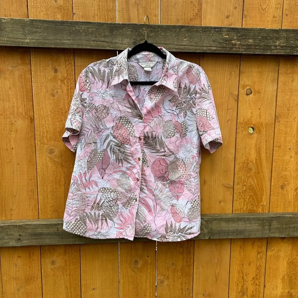 Allison Daley Pink Womens‎ size 14 Petite Button Down Blouse Shirt Floral Leaf - Image 2