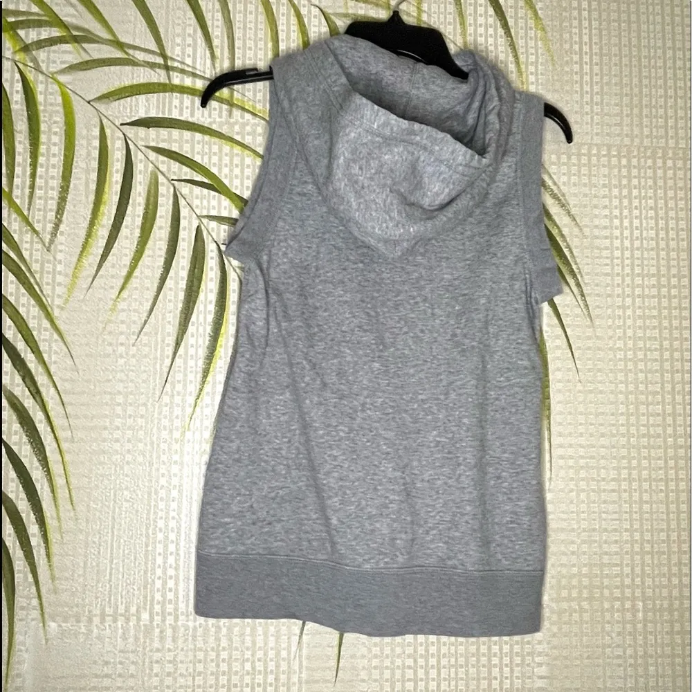 NIKE Heather Gray Full-Zip hoodie vest with White SWOOSH logo Size S/P - Image 2