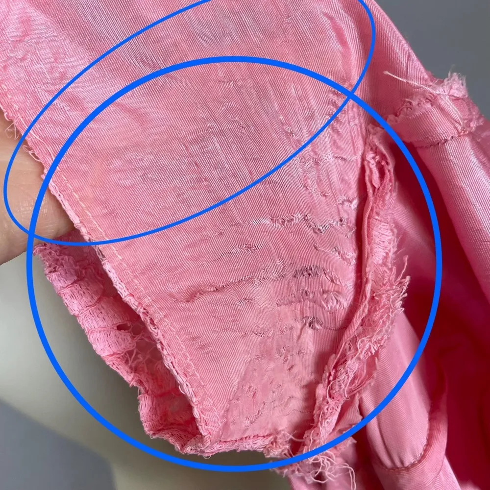 Vintage 50s 60s Lace Sheath Dress Pink Short Sleeves FLAWS Handmade Metal Zipper Size XXS - Image 16