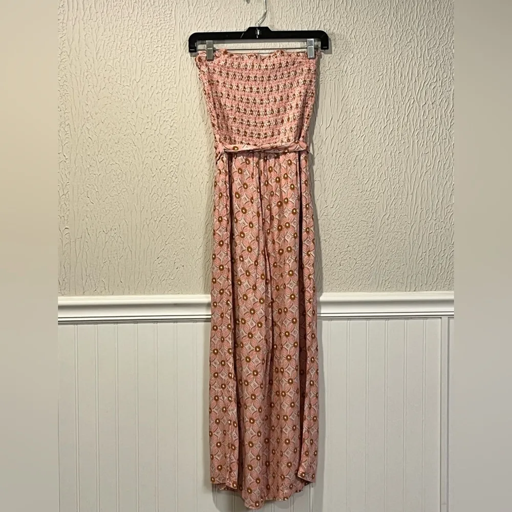 Olivaceous Pink Patterned Rayon Strapless tube top style Jumpsuit size medium - Image 3