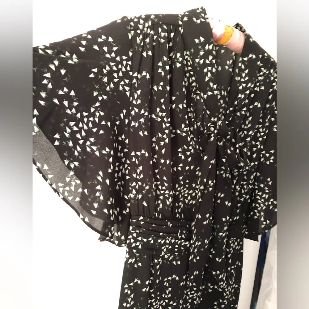 Max Studio Tie Neck Asymmetrical midi Dress flutter sleeves flowy size S - Image 6