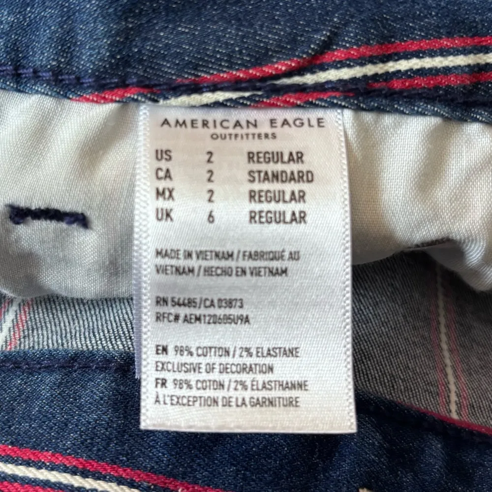 Women’s American Eagle blue stripe high rise cut off mini denim skirt size 2 - Image 10