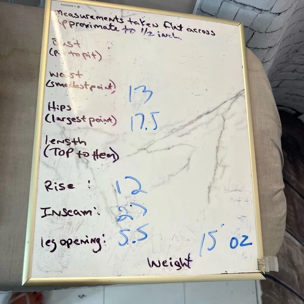 Zara light wash high waist ripped knee tapered leg jeans size 2 - Image 8