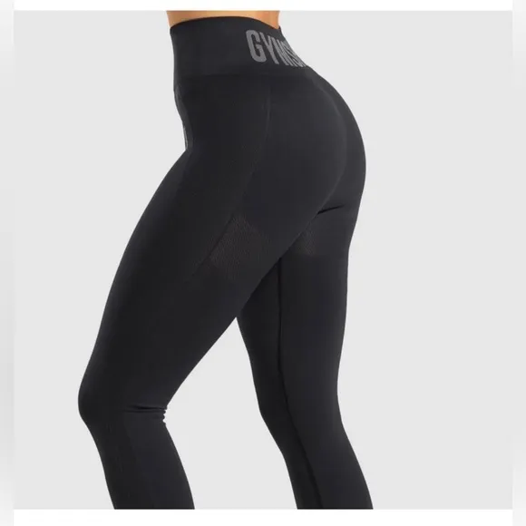 High waisted Gymshark Leggings , barely worn, no sigs or anything color black S - Image 2