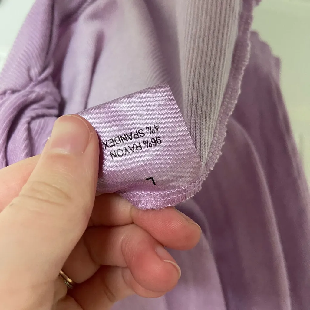 EUC Jane & Delancey women’s light purple‎ twist front scoop neck shirt large - Image 5