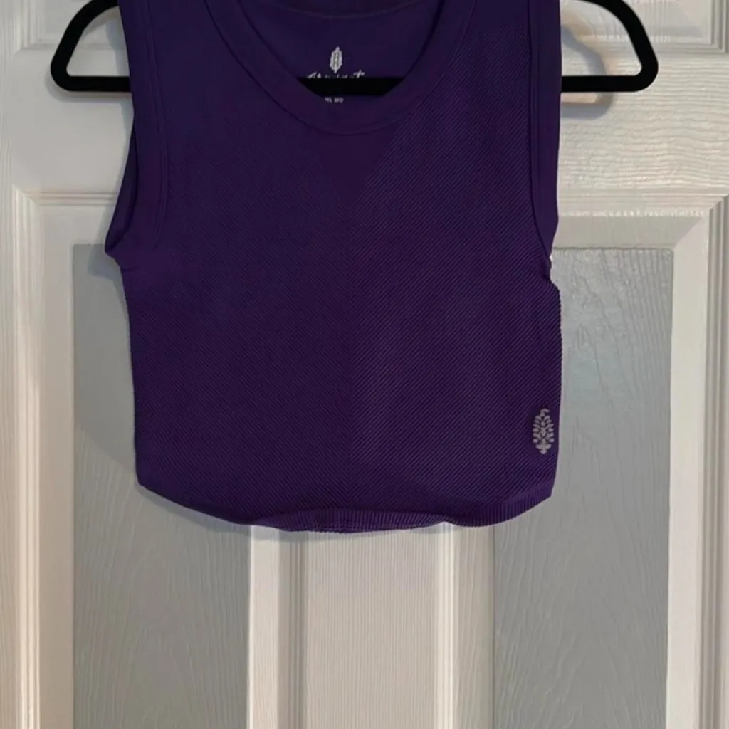 Free People Throw Cropped Muscle Tank - Image 2