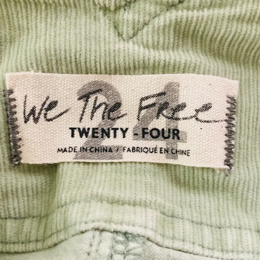 Free People We the Free corduroy zip front high waisted pencil skirt pale green - Image 8