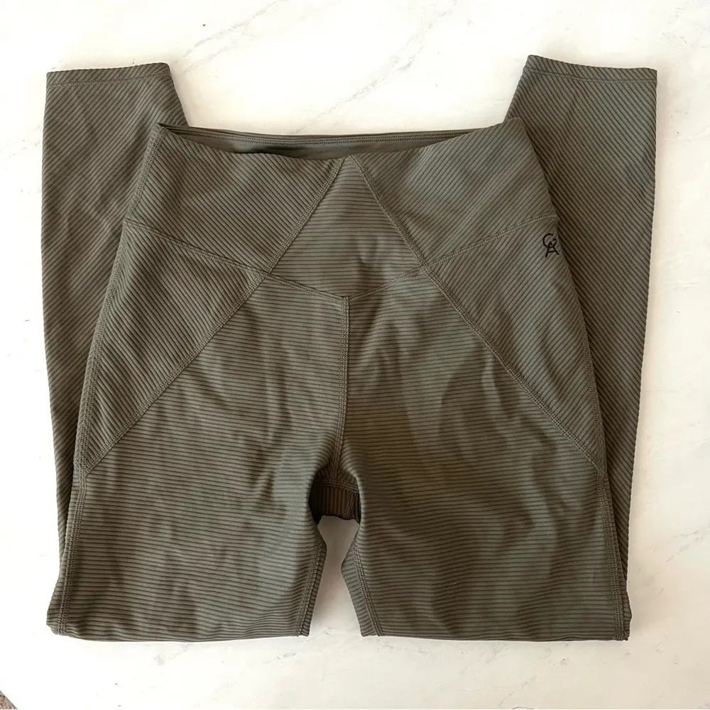 Good American Angled Rib Legging In Sea Turtle - Image 4