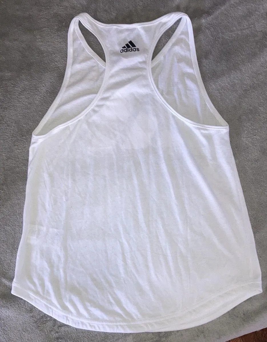 Essentials Loose Logo Tank Top - Image 2