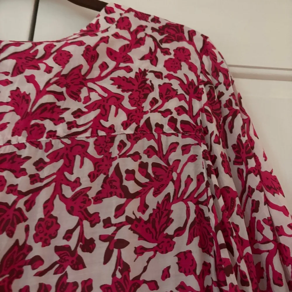 Soft Surrounding Pink Floral Printed Kimono Tunic Top Blouse Coverup Size Medium - Image 13