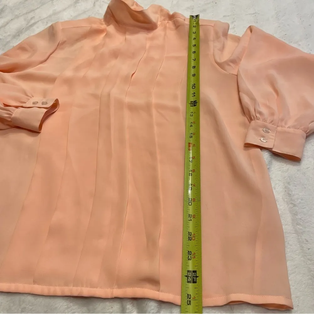 Vintage blouse Pleated peach Puff Ballon Sleeve Pink Size 10 - Image 7