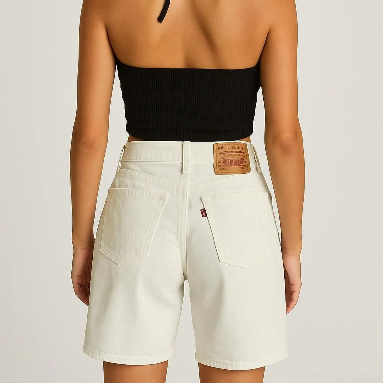 Vintage y2k 2000s retro 90s Levi's white high waisted relaxed fit denim shorts 8 - Image 2