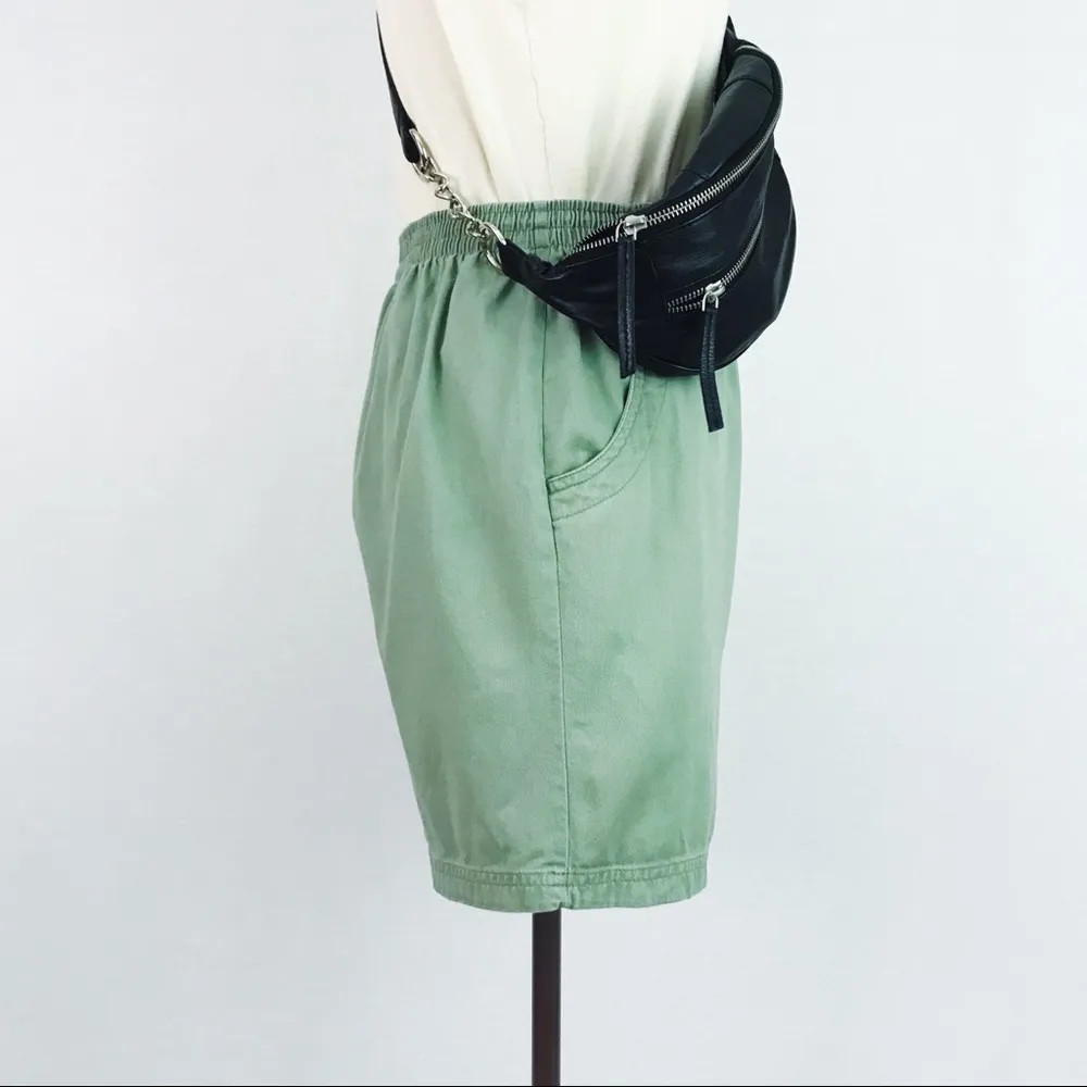 Vintage 100% Cotton Shorts in Light Green | Size S - Image 7