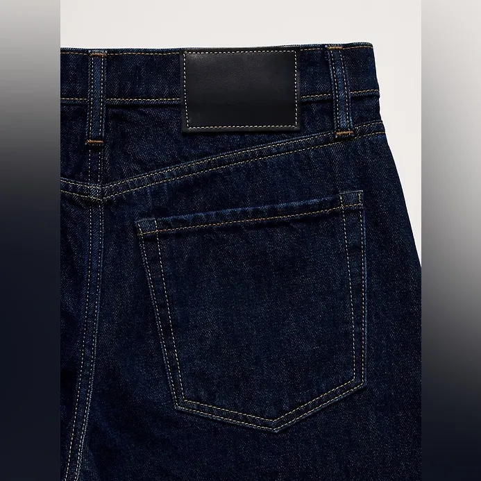 NWOT Banana Republic Barrel Ankle Jeans - Image 4