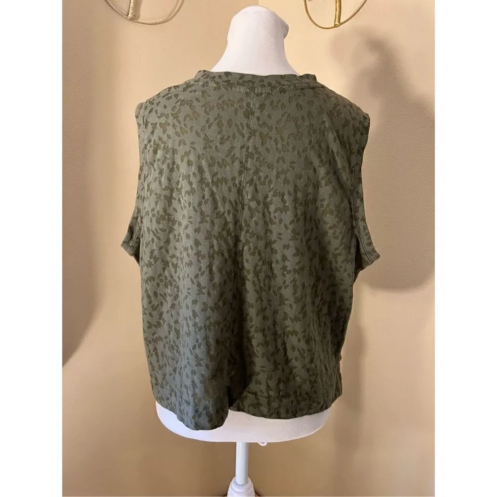 All In Motion Olive Green Burnout Fabric Pattern Cropped Tank Women's XL - Image 9