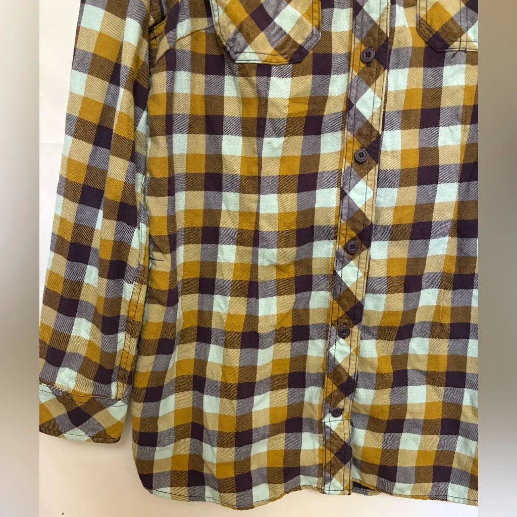 Duluth Trading Co. Brown/Blue Plaid Collarless Button - Image 6