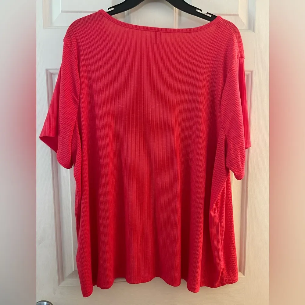 Old Navy Shortsleeve V Neck Shirt Watermelon Color Sz XXL EUC - Image 2