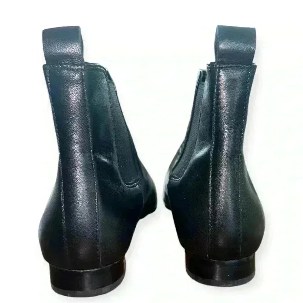 Banana Republic women’s black chelsea leather ankle boots size 6.5 - Image 6