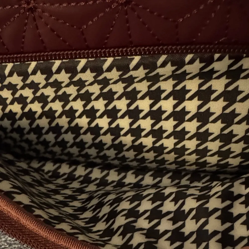 Lug Convertible Crossbody with Quilted Pattern in Wine Red (NWT) Brown - Image 12