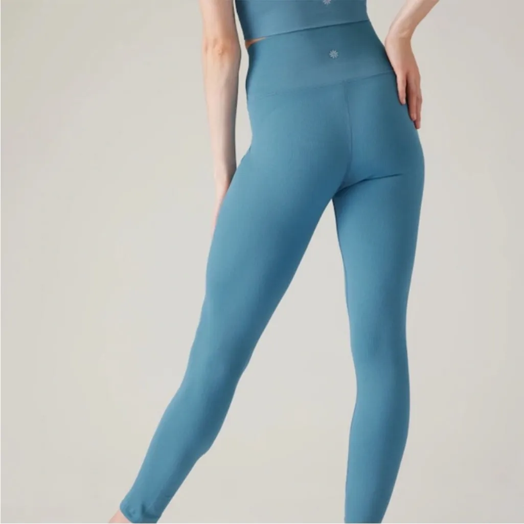 NWOT Athleta Aurora‎ Seamless Leggings size Small - Image 2