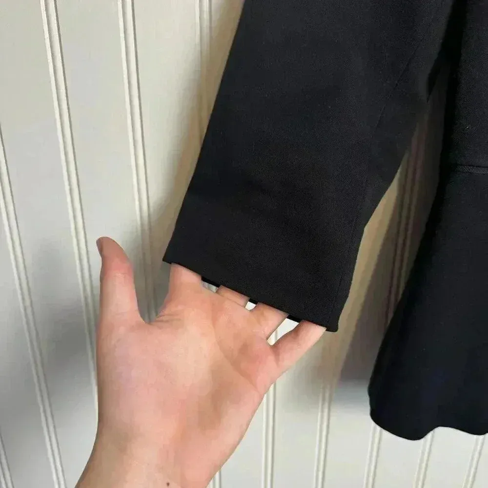 White House/Black Market  3/4 sleeve 2-button blazer ruffle detail size 2 H30 - Image 2