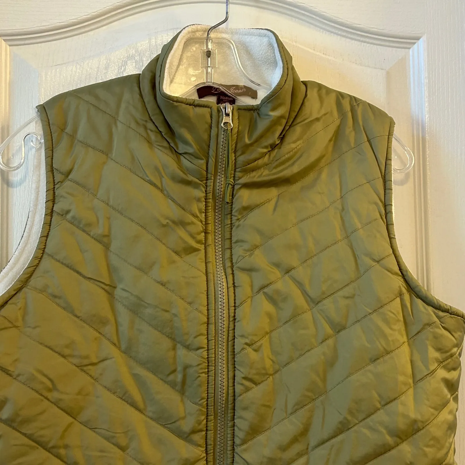 Lena Jeans Women Quilted Vest Olive Green Puffer Fleece Lined Zip Pockets Medium - Image 7