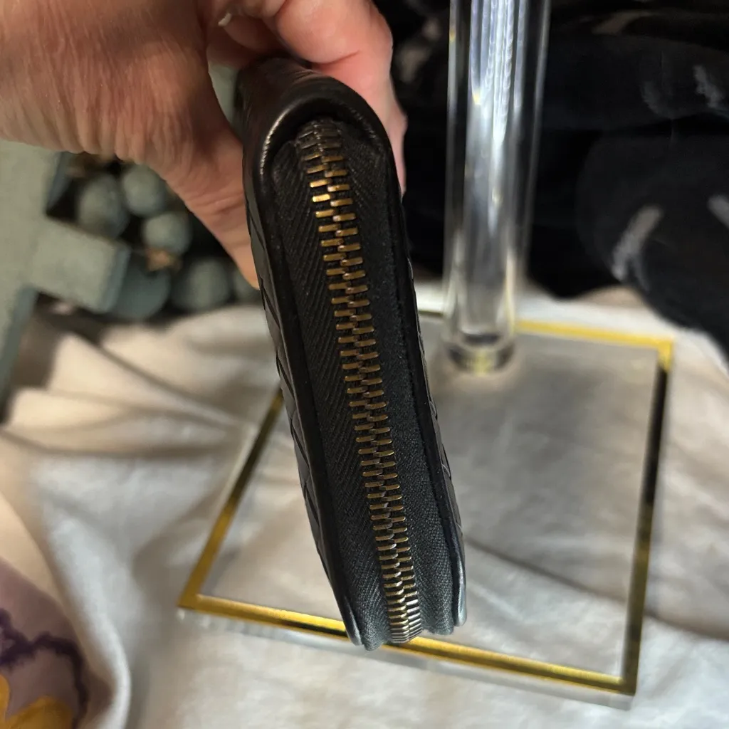 Bottega Veneta Black Woven Leather Wallet - Image 5