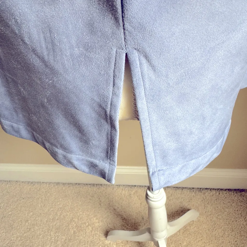 NWOT Tyler Boe Eliza Faux Suede Three - Image 5