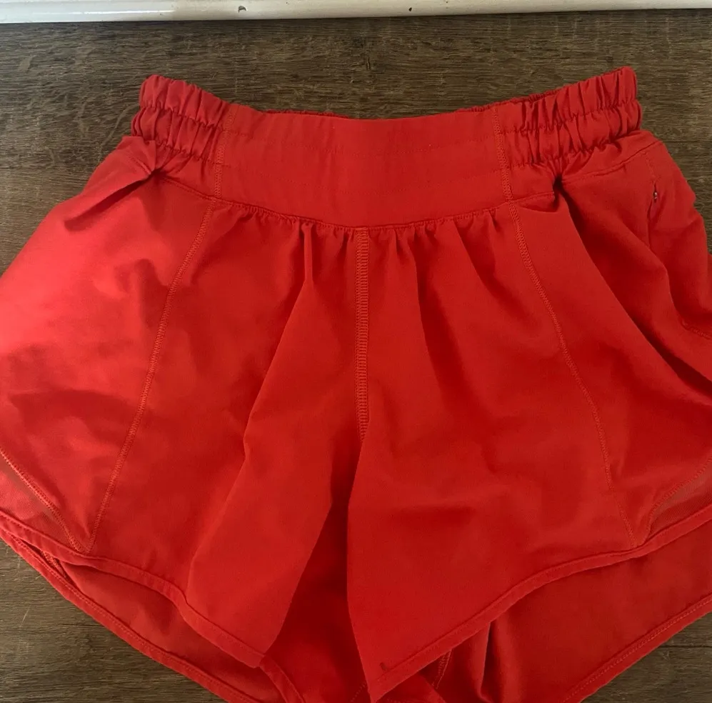 Lululemon Hotty Hot Shorts Red Size 4 - Image 2