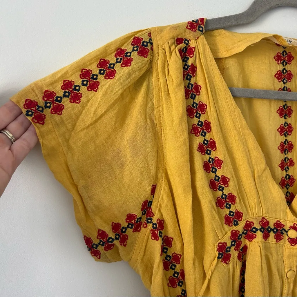 Tularosa Golden Sunshine Yellow Embroidered Short Sleeve V Neck Top XS - Image 4