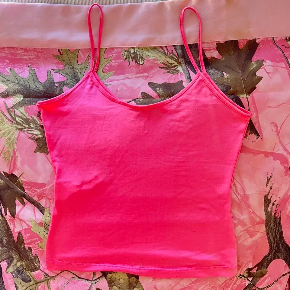 y2k hot pink fitted tank top  - Image 6