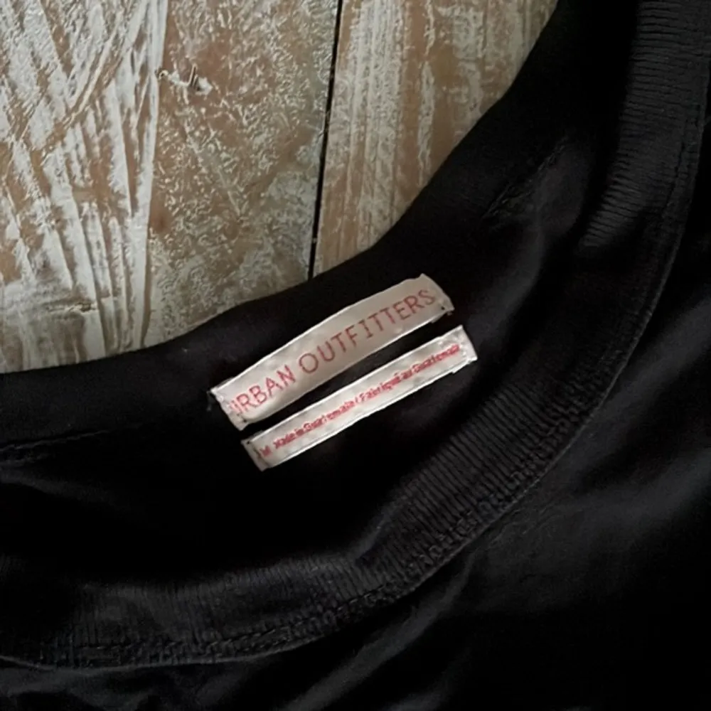 🔥Sexy Urban Outfitters Black Short Sleeve T-shirt with Tie Back🔥NWOT~med - Image 9