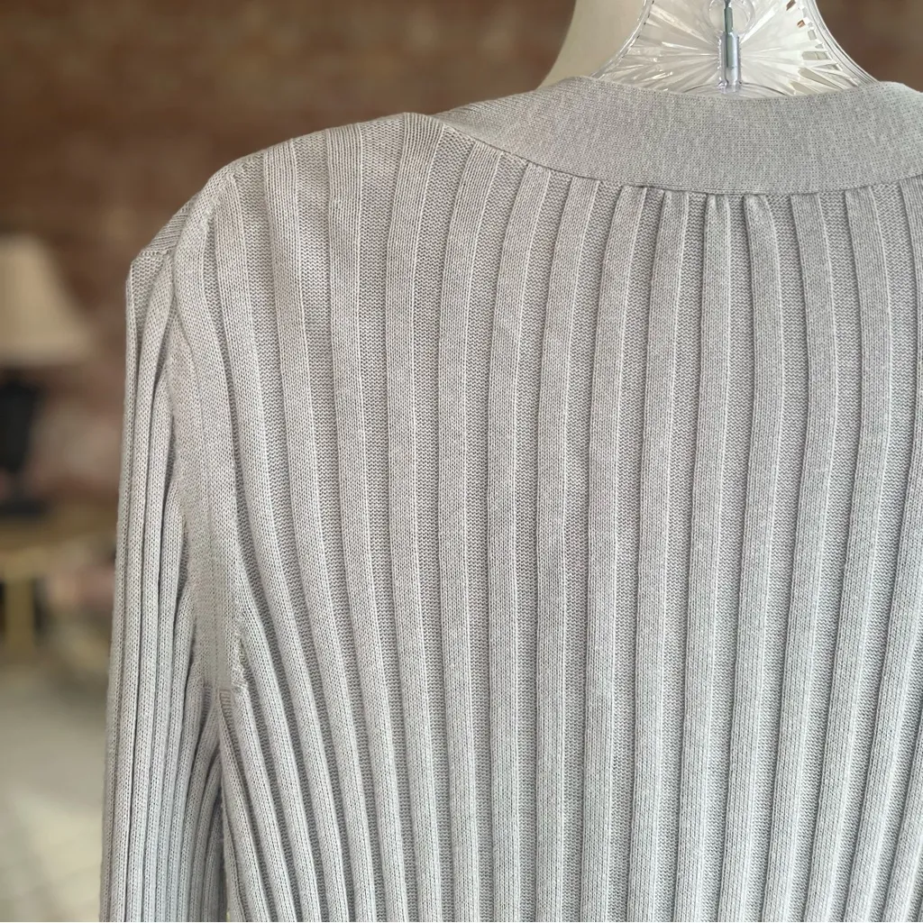 Talbots Cardigan Sweater Gray Ribbed Button Front M Lunch Office Work Everyday - Image 11