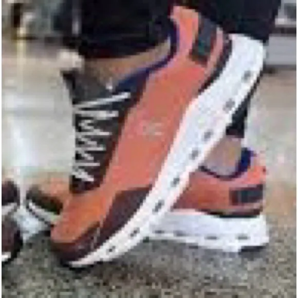 On CLOUDNOVA FORM Running Athletic Shoes - Image 3