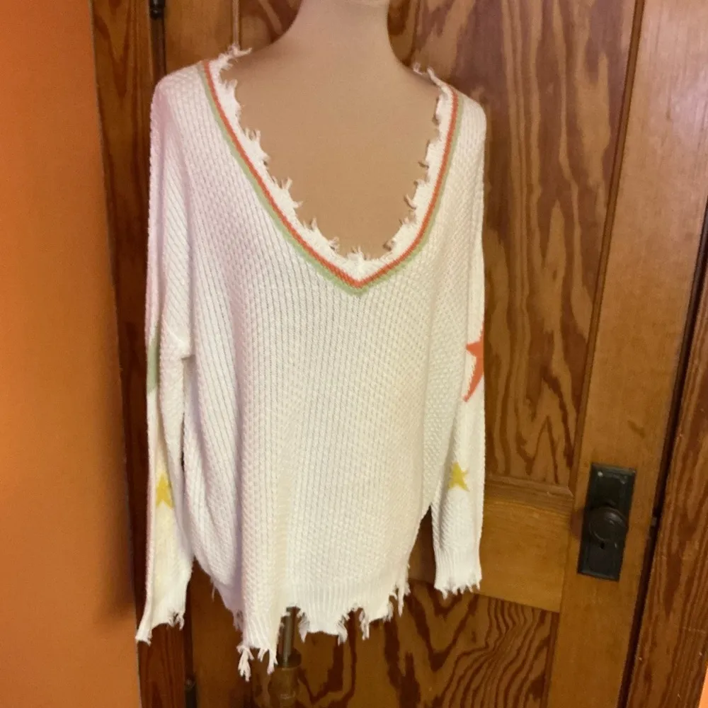 Hem & Thread Star Knit V-Neck Sweater Distressed Hem Boho Cozy - Image 6