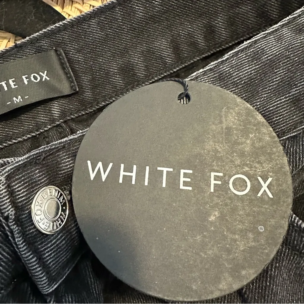 White Fox Bring The Style Low Rise Wide Leg Jeans Black Acid Wash Medium New - Image 8