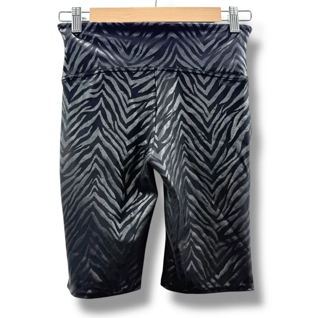 Spanx NWT Faux Leather Bike Shorts Women’s Size Medium Black‎ Zebra Print - Image 4