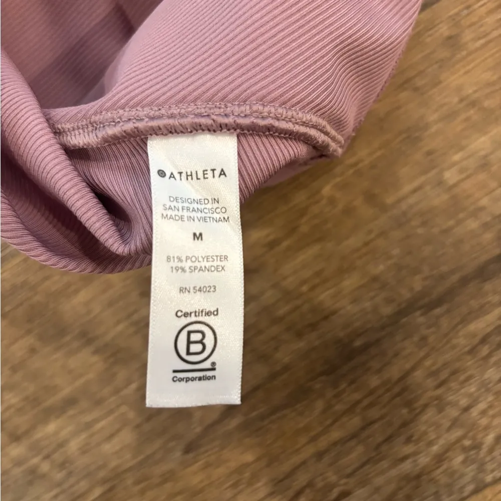 Athleta Bayview Tee - Faux Wrap - Floral Mauve -Sz Medium -EUC - Image 4