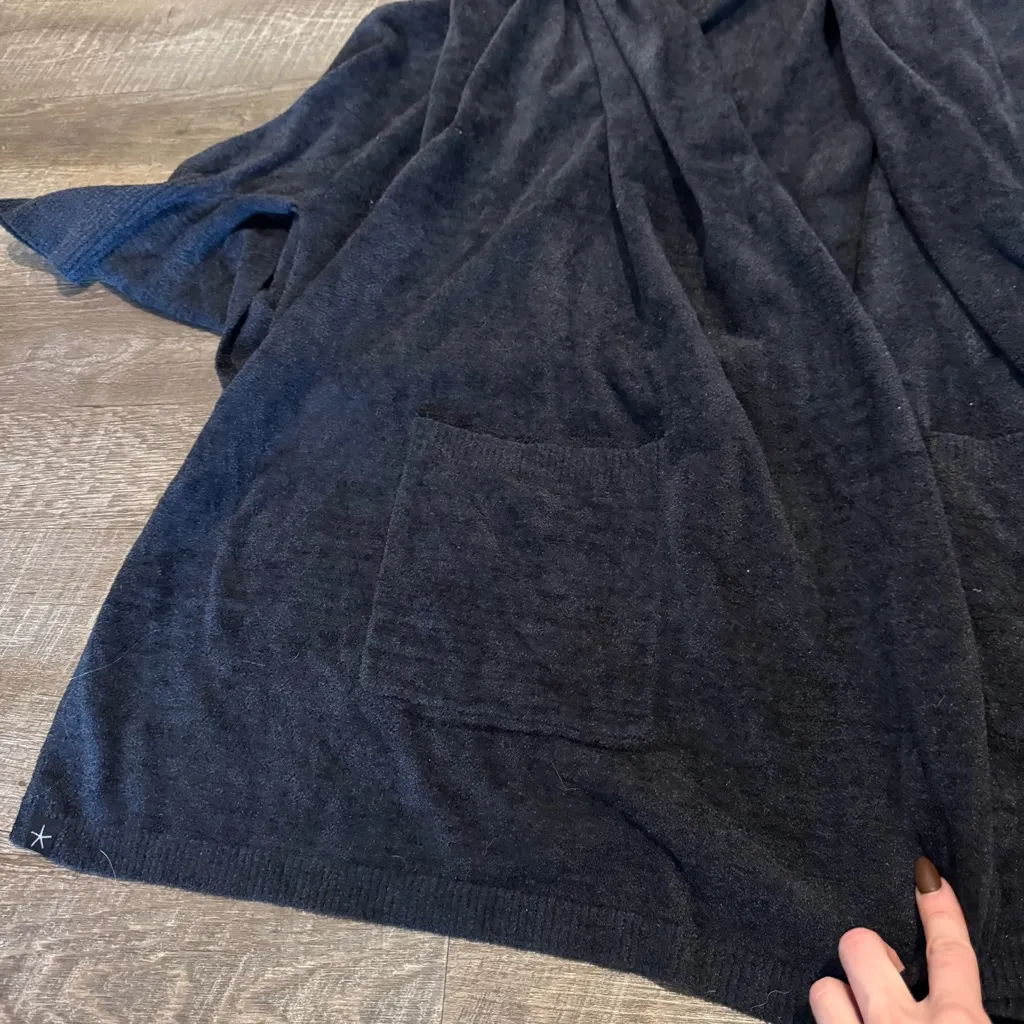 Barefoot Dreams CozyChic Ultra Lite Black Cardigan Shawl - Image 2