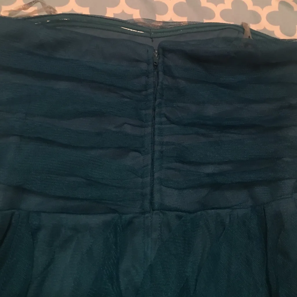 Size 5 green dress - Image 3