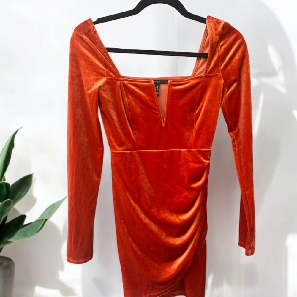 Forever 21 Velvet Bodycon Dress Small - Image 2