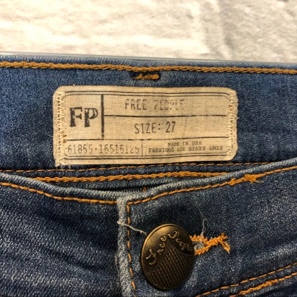 Free People Women's 27x26"  Medium Blue Wash Mid-Rise Classic Skinny Jeans - Image 11