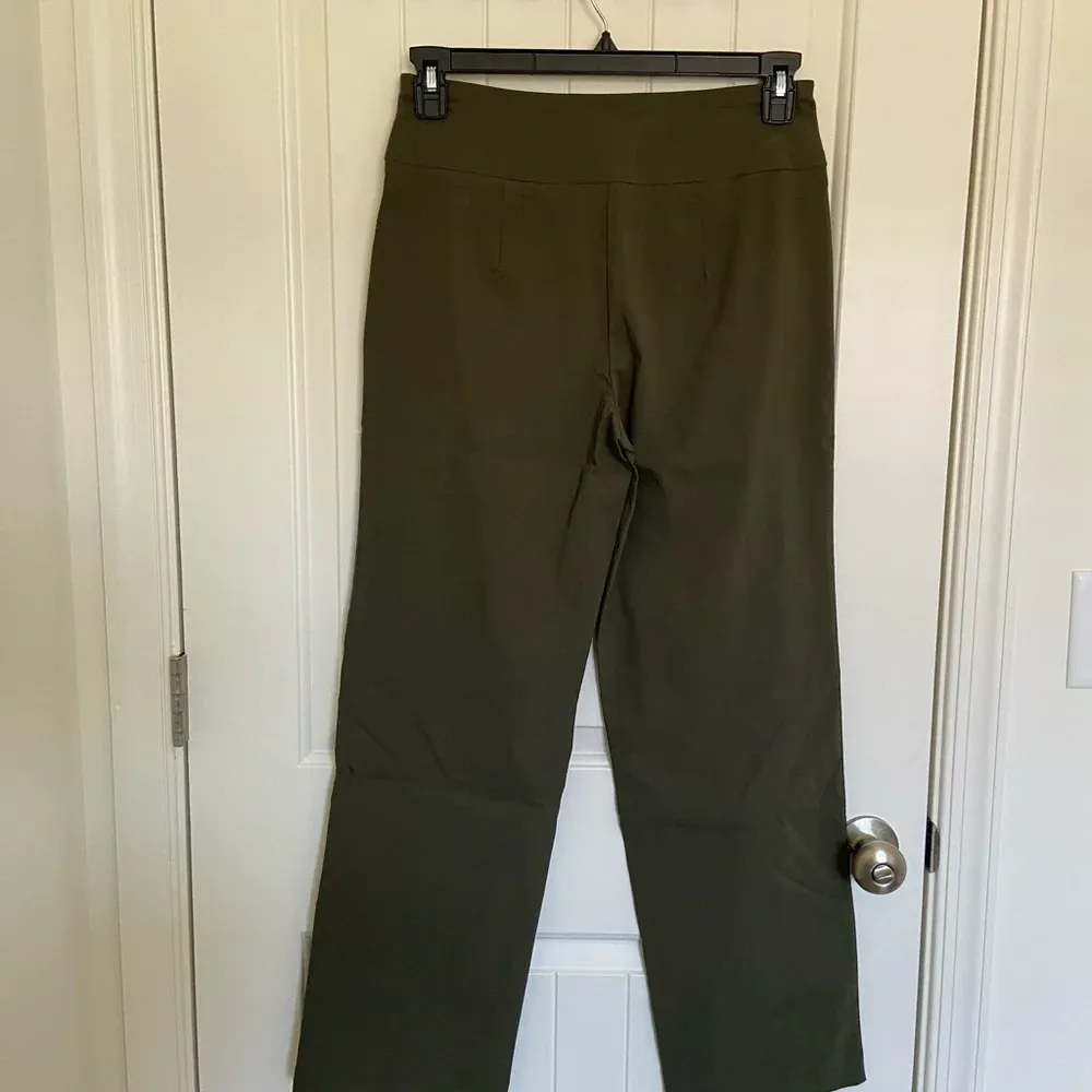 EUC | Chadwicks women’s elastic waistband straight leg pants — size 8 - Image 4