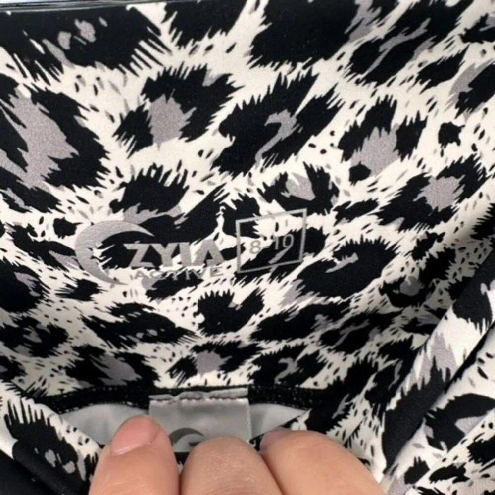 Zyia Snow Leopard 7/8‎ Compression Pants White Black Pockets Medium - Image 11