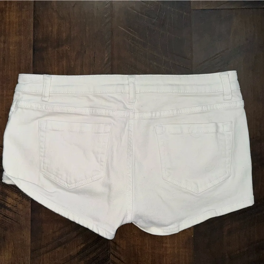 LASCANA White Denim Mini Shorts - Image 5