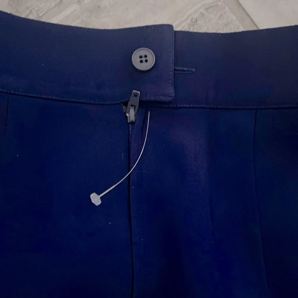 Lamb Wool Pencil Mini Skirt with Pockets in Blue Size 6 Made in Italy EXCELLENT! - Image 4