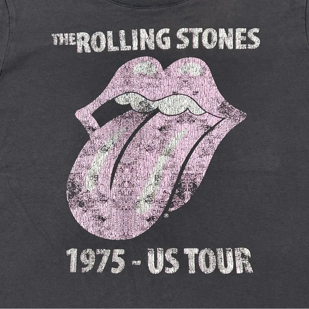 The Rolling Stones 1975-US Tour Pink Tongue Charcoal Gray H&M T-Shirt Womens M - Image 2