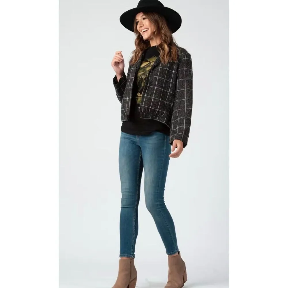 ✨LUCCA LOOKING OUT THE WINDOW MOTO SZ MEDIUM JACKET✨ Black - Image 3