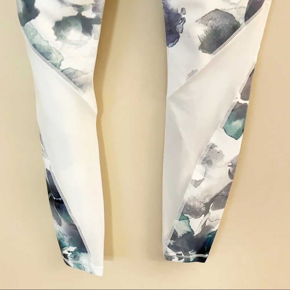 Athleta Floral Mudra 7/8 Leggings - Image 10